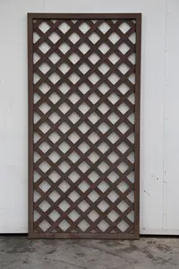 WPC (PVC) compuesto plástico de madera enrejado decorativo valla