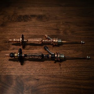 Chicha Farida de Luxe Égyptienne Pharaonique de Taille Moyenne avec Tuyau Droit en Laiton de 65 cm, Finition Laquée Oxyde de Cuivre - Product Image 3