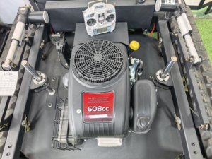Cortadora de Césped Inalámbrica en Oferta, 900 mm, Motor de Gasolina de 22 hp, Potente para Agricultura, Huertos, Campos de Golf, con 5 Certificaciones - Product Image 3