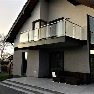 Support de verre sans cadre en acier inoxydable noir thermolaqué personnalisé pour systèmes de balustrades de balcon et de jardin - Product Image 1