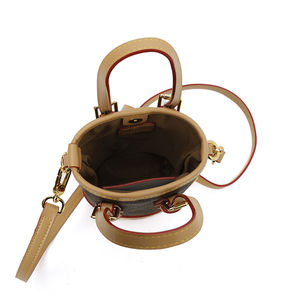 Sac fourre-tout décontracté en PU géométrique haut de gamme pour femme, avec fermeture magnétique et bandoulière amovible, modèle 4501. - Product Image 2