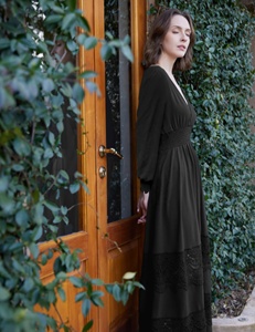 funeral dress women 2025: Elegant & Modest Styles