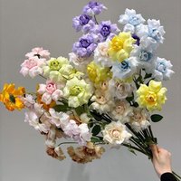 Roses artificielles en soie exquises à pétales retournés, fleurs multi-têtes à 5 têtes pour arrangements floraux de mariage