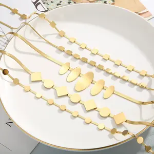 4 ماركة ثعبان من الفولاذ التيتانيوم قلادة قصيرة هندسية للنساء - Product Image 5