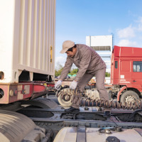 Professioneller Seefracht-Spediteur Internationaler LKW-Express-Versandagent China USA/Kanada DDP Tür-zu-Tür-Lieferung 24/7