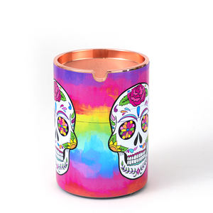 Cendrier de voiture rond en plastique de style américain Rukioo DJG0098, design personnalisé, 10 cm de haut, portable, coupe-vent - Product Image 4