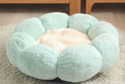 เขียวอ่อนอมชมพูอ่อน