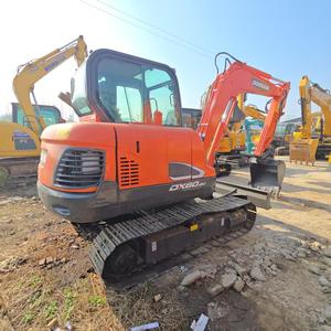 Escavatore Doosan <span class=keywords><strong>60</strong></span> a Basso Costo e Alte Prestazioni |   Macchina Certificata CE con Poche Ore di Utilizzo - Product Image 2