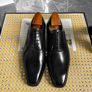 Zapatos de Hombre para Negocios - Zapatos de Cuero con Punta en Pico, Zapatos Oxford para Boda, Estilo Moderno - Product Image 5