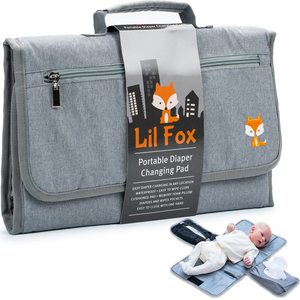 Échantillon gratuit : Kit de matelas à langer portable personnalisé avec sac à couches imperméable, distributeur de lingettes humides et pochette à couches pour bébé - Product Image 3