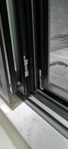 Ventana de aluminio de estilo abierto abatible para área fría con certificado PHI - Product Image 3