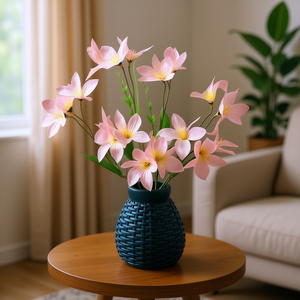 Flores Artificiales de Rosa de Plástico Clásicas, Marca ZAA, Elegante Jarrón Azul Oscuro, Técnica de Moldeo de Alta Simulación, Decorativas - Product Image 2