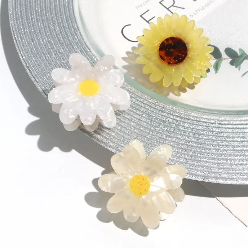 XinMei пользовательские красивые аксессуары для волос для женщин маленькие в форме цветка заколки для волос сладкая Маргаритка целлюлоза ацетат заколка для волос