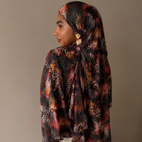 Vente en gros de hijabs en jersey de qualité supérieure et de foulards en jersey imprimés pour femmes, châles, écharpes et hijabs musulmans traditionnels