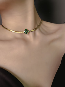 <strong>Wholesale</strong> Women's Fashion <strong>Jewelry</strong> Necklace <strong>Set</strong> Green Clover Bracelet Stainless Steel Flower Earrings - Product Image 2