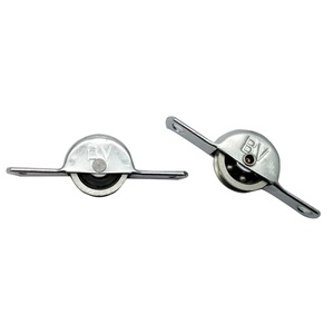 Rueda de abulón 696 rodamientos de bolas de acero cromado <span class=keywords><strong>18mm</strong></span> ranura en U Fly Screen ventana de vidrio rodillo malla puerta rodillo rueda de acero de hierro - Product Image 1