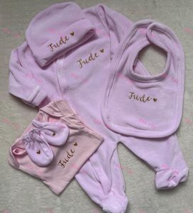 All'ingrosso neonato autunno inverno vestiti bambino bambino in velluto pigiama cappello guanti bavaglini <span class=keywords><strong>nascita</strong></span> bambino <span class=keywords><strong>Set</strong></span> personalizzato Footie <span class=keywords><strong>Set</strong></span> - Product Image 2
