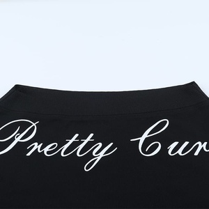 Y2K nero con <span class=keywords><strong>spalle</strong></span> <span class=keywords><strong>scoperte</strong></span> Casual felpa a costine Pullover con scritta personalizzata con grafica a maniche lunghe t-Shirt Top da donna - Product Image 3