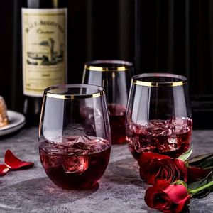 Verre à vin sans pied en plastique transparent incassable et recyclable de 16 oz avec bord doré, personnalisable et en gros - Product Image 4