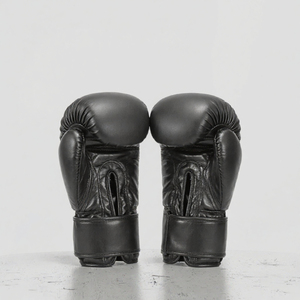 ถุงมือชกมวย PU สีดำ 10 ออนซ์ ถุงมือ MMA สำหรับฝึกซ้อม ระบายอากาศได้ดี แบบเต็มนิ้ว สายรัดข้อมือปรับได้ - Product Image 2