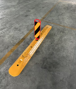 Allée Parking Sécurité routière Flèche en caoutchouc Tableau d'orientation de la circulation Pliable Flexible Chevron Canaliser Delineator Panel - Product Image 6