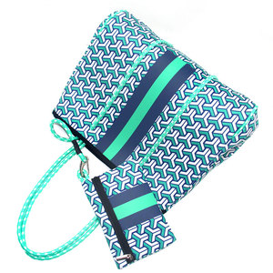 Sacs à Main en Néoprène de Grande Taille pour Femmes d'Extérieur Vente en Gros Prêts à Expédier Sac Cabas de Plage d'Été en Néoprène Sac à Bandoulière pour Femmes - Product Image 3