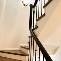 Balustrades d'escalier intérieures pour villa moderne, moulures monobloc en alliage d'aluminium, garde-corps noir massif, résistant à l'eau, peignable