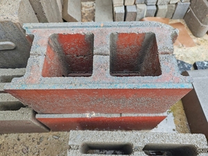 קטן נייד חלול מכונת לבנים חלול מחיר נמוך עשיית ציוד בטון בטון להכנת מכונות - Product Image 6