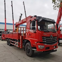 Camion-grue d'installation de garde-corps pour le levage de garde-corps routiers et les travaux de sécurité routière