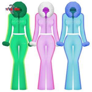 Felpa con Cappuccio in Ecopelliccia e <span class=keywords><strong>Pantaloni</strong></span> a Zampa con Strisce, Abbigliamento Femminile Personalizzato con Strass, Tuta Invernale in <span class=keywords><strong>Velluto</strong></span> Due Pezzi per Donne - Product Image 3