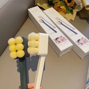 Cepillo de baño de cerdas suaves con mango largo, forma rectangular blanca, cepillo de limpieza para ducha de doble propósito para uso diario - Product Image 2