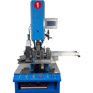 Hochproduktive Ultraschall-Schweiß- und Schneidemaschine für Reinigungspads, Schwämme und Scheuerschwämme - Product Image 3