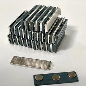 Alfileres <span class=keywords><strong>de</strong></span> insignia <span class=keywords><strong>de</strong></span> seguridad <span class=keywords><strong>de</strong></span> etiqueta <span class=keywords><strong>de</strong></span> <span class=keywords><strong>nombre</strong></span> <span class=keywords><strong>de</strong></span> marca en blanco chapado en oro y plata <span class=keywords><strong>de</strong></span> hotel personalizado al por mayor - Product Image 5