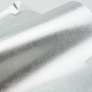 Tissu d'ameublement extensible imperméable en cuir PU artificiel brillant personnalisé de 0,75 mm pour chaussures, sacs, meubles, décoration - Product Image 2