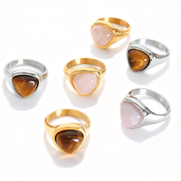 Bague en acier inoxydable de style tendance, non ternissable, polissage élevé, plaqué or 18 carats, de haute qualité, en forme de triangle, en œil de tigre