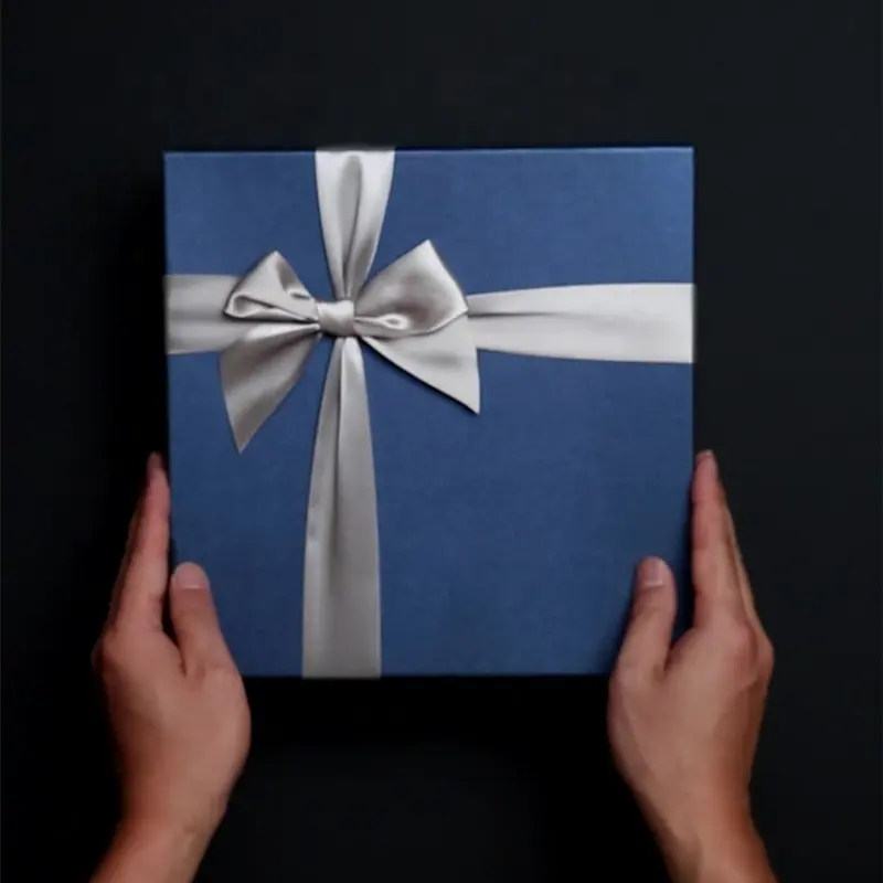 Индивидуальный дизайн, оптовая цена, темно-синяя Подарочная коробка с бумажным мешком, упаковка для ювелирных изделий, Подарочная коробка из крафт-бумаги