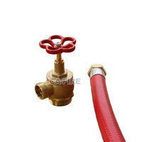 Tuyau d'incendie flexible haute performance CA en fer et PVC rouge avec enrouleur à manivelle, coins renforcés et revêtement en poudre