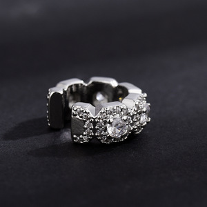 Clip On Earrings Large Sugar Cube Geometric Zinc Alloy Claw Setting Party Fashionable American Trendy Earrings - Product Image 4