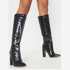 รองเท้าบูทส้นสูงลายงูพิมพ์ลายไพธอนสำหรับผู้หญิง ลดราคาพิเศษ รองเท้าบูทหุ้มข้อปลายแหลมสำหรับผู้หญิง - Product Image 2