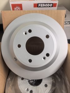 <span class=keywords><strong>FERODO</strong></span> DDF1873C-D Disco Freno 302mm per Hyundai Santa Fe 2.0L 2.4L 2012- Set 2 Pezzi Rotore Freno Posteriore Auto - Product Image 2