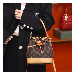 Bolso tipo cubo de inspiración vintage para mujer, para uso diario, con capacidad de moda, elegante, de lujo, bandolera de hombro para mujer, para salidas informales - Product Image 2