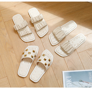 Sandalias Planas de Mujer de Microfibra Blanca con Doble Correa, Elegantes y de Diseño Moderno para el Hogar o la Oficina - Product Image 1