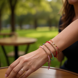 Braccialetto Portafortuna Ilan, Set Assortito di 6 Colori, Bracciale con Charm per Donna, Gioielli alla Moda - Product Image 3