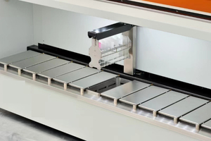 Factory <strong>Price</strong> Medical Pathology Tissue Process Equipment Staining <strong>machine</strong> Automatic Freezing Cryostat <strong>Microtome</strong> - Product Image 2