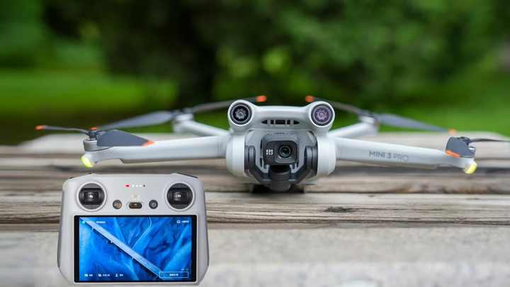 純正 DJI Mavic 3 Cine Mini 3 Pro DJI RC リモコン（画面付き