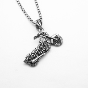 Collares de Moda de Acero Inoxidable Impermeables con Colgante de Calavera de Motocicleta Estilo Hip Hop <span class=keywords><strong>Punk</strong></span> para Hombre, Venta al por Mayor 2025 - Product Image 5