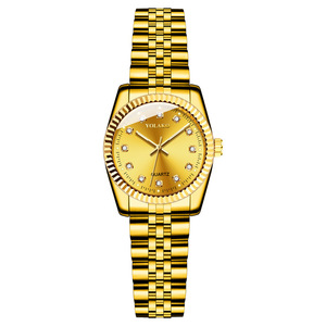 Nouvelle montre à quartz en acier doré à cadran diamanté 2026 pour femme, style simple et décontracté, boîtier en alliage, pour étudiants et couples - Product Image 6