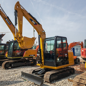 รถขุดไฮดรอลิกมือสอง Cat 305.5E2 ของแท้ ขนาดเล็ก 5.5 ตัน แบบตีนตะขาบ ชั่วโมงการทำงานต่ำ พร้อมส่ง - Product Image 1