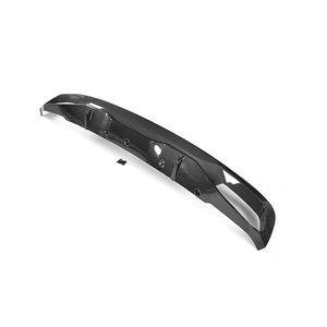 Difusor Trasero de Fibra de Carbono Pulido LANNER 2017-2018 para BMW Serie 5 G30 530i/540i (Instalación con Cinta Adhesiva/Tornillos) - Product Image 5