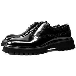 Zapatos formales de hombre de alta calidad y trajes de noche de cuero para hombre son elegantes y a la moda. - Product Image 5